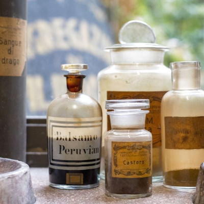 Antica Farmacia S. Filippo Neri